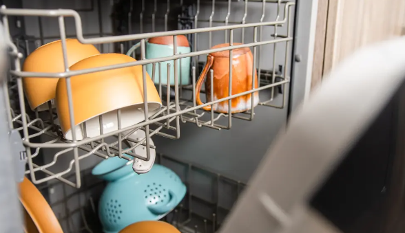 How to Pick an Environmentally Friendly Dishwasher